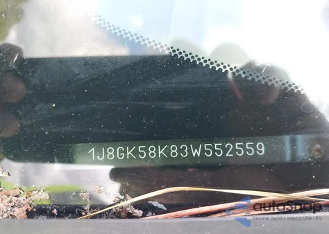 2003 Jeep Liberty Limited Edition z USA, uszkodzony, nr VIN 1J8GK58K83W552559